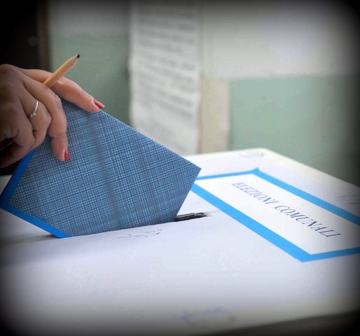 Elezioni amministrative comunali - Manifesto candidati